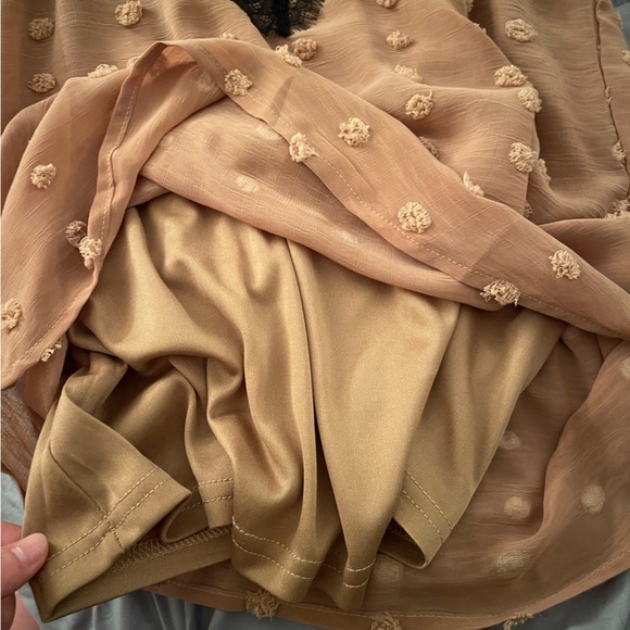 Lace Trim Dot Tank🖤 - Picture 5 of 8